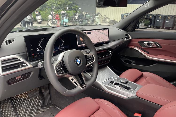 Used BMW 3 Series 2025 330Li Luxury Edition M Sport Night Edition Package Interior 5