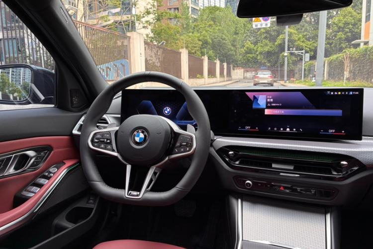 Used BMW 3 Series 2025 330Li M Sport Shadowline Package Interior 7