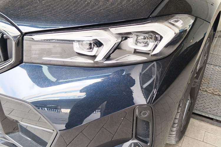 Used BMW 3 Series 2025 330Li M Sport Shadowline Package Left Front Headlight