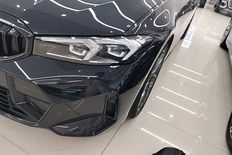 Used BMW 3 Series 2025 330i M Sport Night Edition Package Left Front Headlight