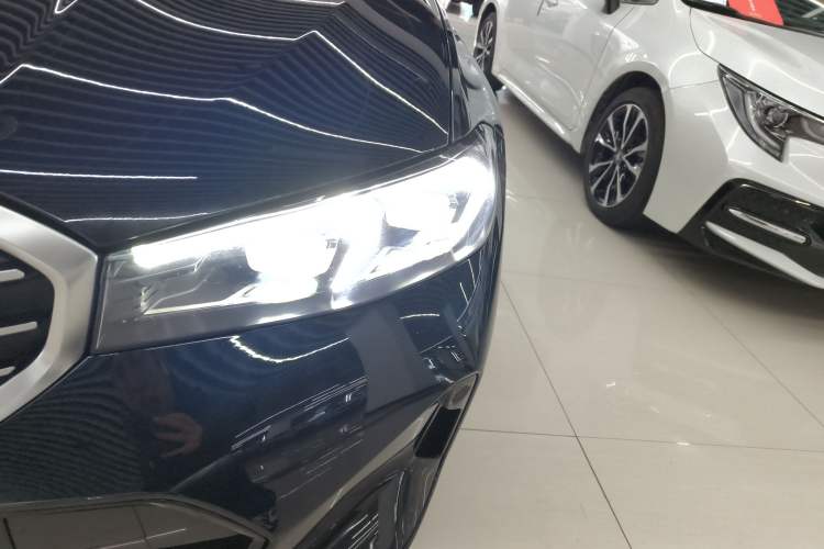 Used BMW 3 Series 2025 325Li M Sport Package Left Front Headlight