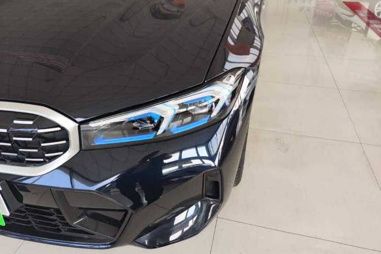 Used BMW 3 Series 2025 325i M Sport Package Left Front Headlight