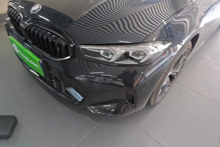 Used BMW 3 Series 2025 330Li M Sport Shadowline Package Left Front Headlight