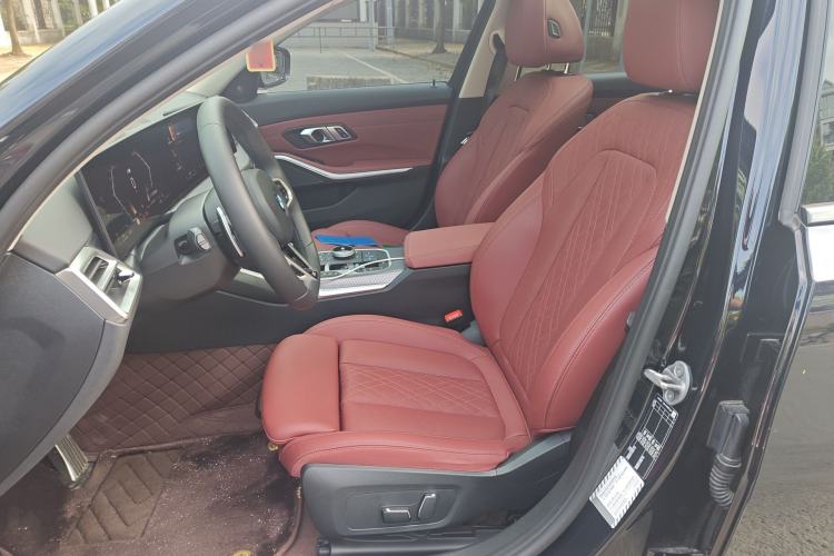 Used BMW 3 Series 2025 330Li M Sport Shadowline Package Left Front Seat