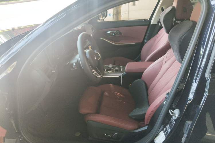 Used BMW 3 Series 2025 330Li M Sport Shadowline Package Left Front Seat