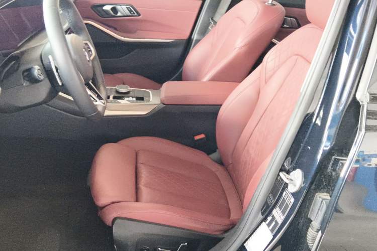 Used BMW 3 Series 2025 330Li M Sport Shadowline Package Left Front Seat