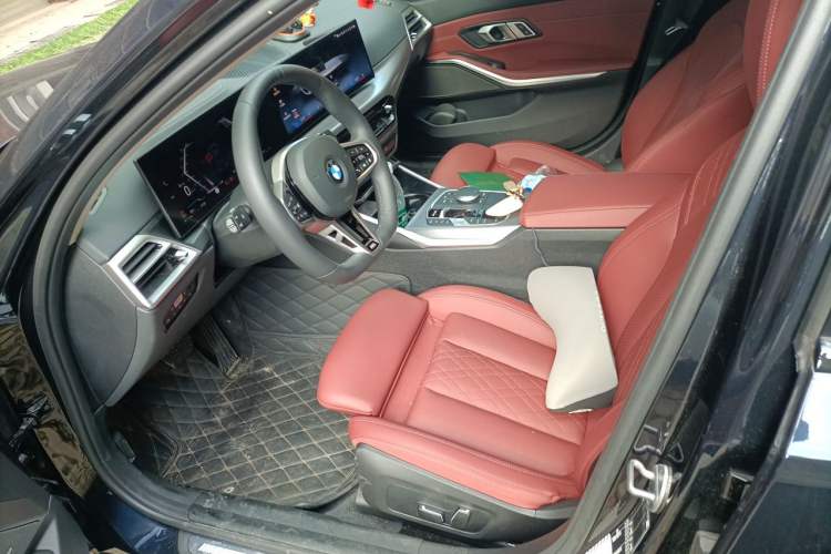 Used BMW 3 Series 2025 330Li M Sport Shadowline Package Left Front Seat