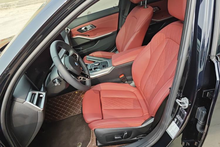 Used BMW 3 Series 2025 330i M Sport Night Edition Package Left Front Seat