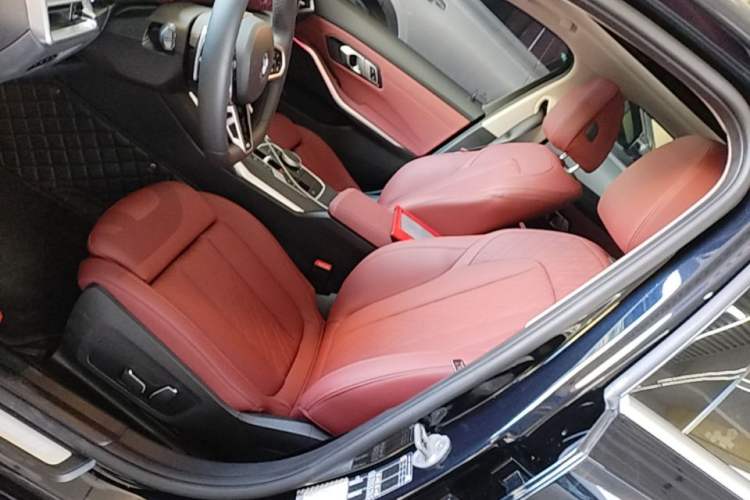 Used BMW 3 Series 2025 325Li M Sport Package Left Front Seat