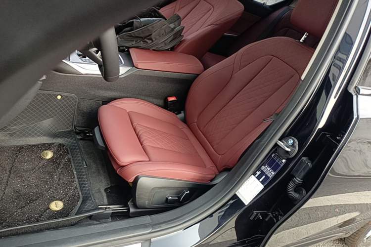 Used BMW 3 Series 2025 330Li M Sport Shadowline Package Left Front Seat