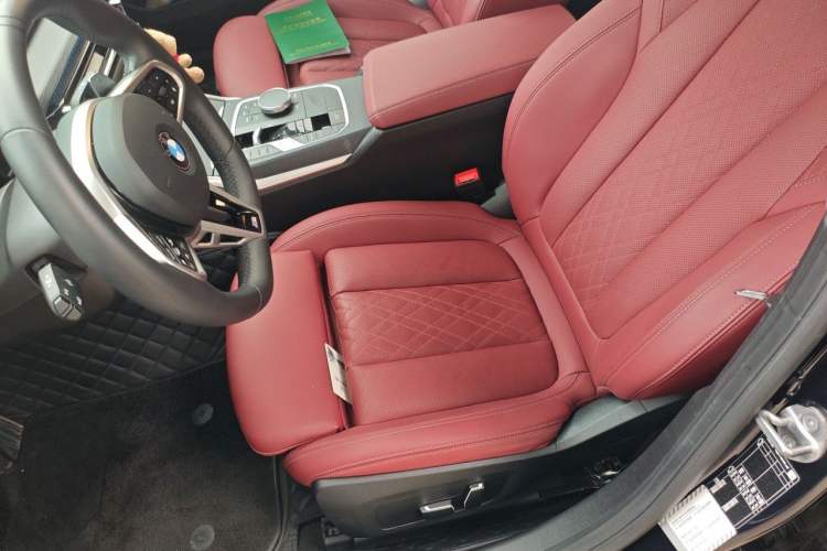 Used BMW 3 Series 2025 325Li M Sport Package Left Front Seat