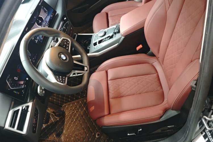 Used BMW 3 Series 2025 325Li M Sport Package Left Front Seat