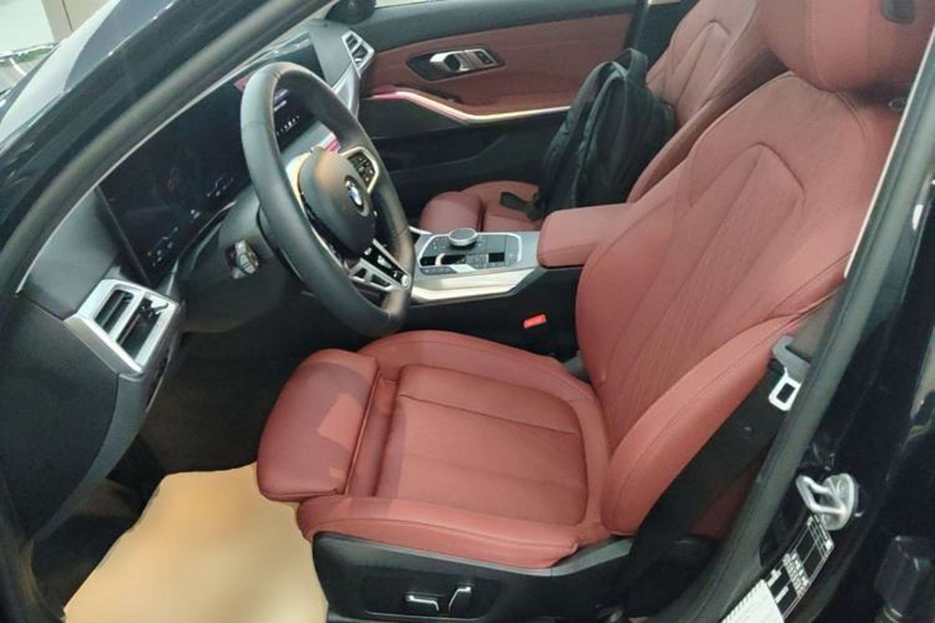 Used BMW 3 Series 2025 330Li M Sport Shadowline Package Left Front Seat