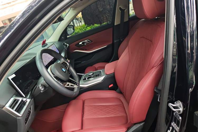 Used BMW 3 Series 2025 330Li M Sport Shadowline Package Left Front Seat