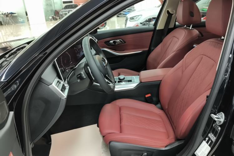 Used BMW 3 Series 2025 330Li M Sport Shadowline Package Left Front Seat