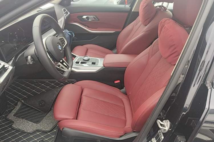 Used BMW 3 Series 2025 330Li M Sport Shadowline Package Left Front Seat