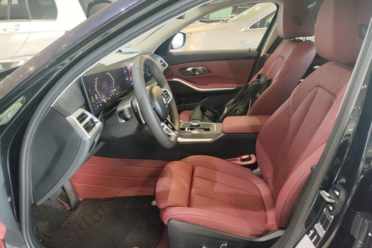Used BMW 3 Series 2025 325Li M Sport Package Left Front Seat
