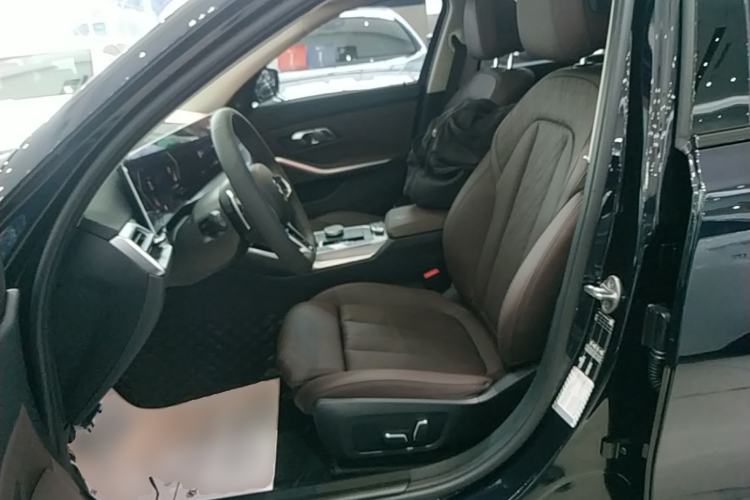 Used BMW 3 Series 2025 330Li M Sport Shadowline Package Left Front Seat