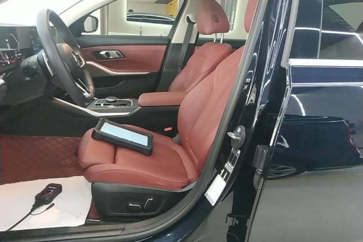 Used BMW 3 Series 2025 325Li M Sport Package Left Front Seat