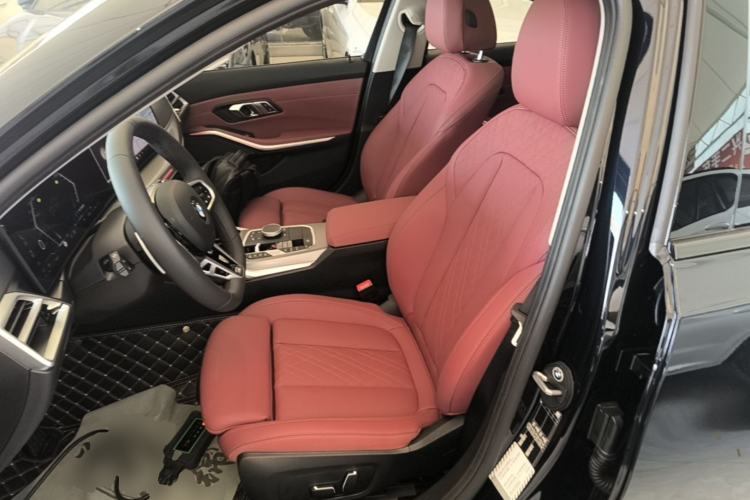 Used BMW 3 Series 2025 330Li M Sport Shadowline Package Left Front Seat