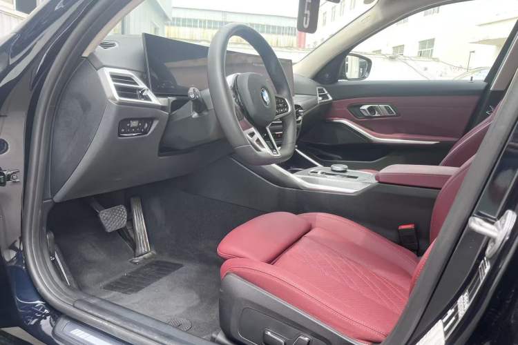 Used BMW 3 Series 2025 330Li M Sport Shadowline Package Left Front Seat
