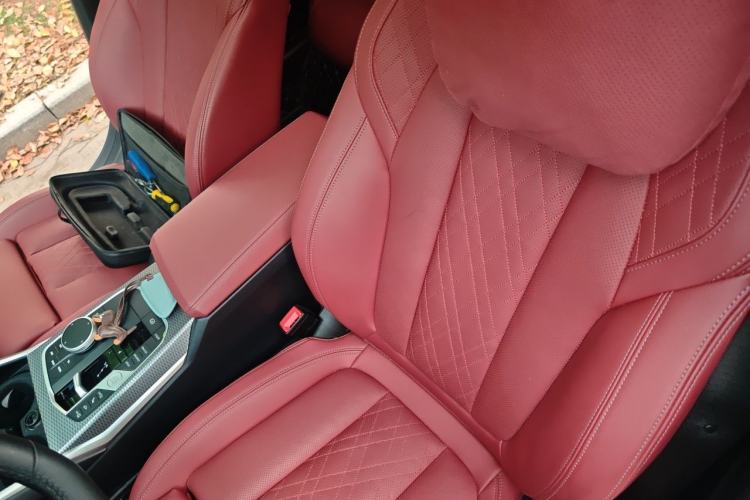 Used BMW 3 Series 2025 330Li Luxury Edition M Sport Night Edition Package Left Front Seat