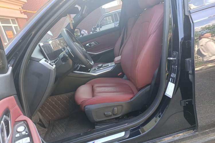 Used BMW 3 Series 2025 330i M Sport Night Edition Package Left Front Seat