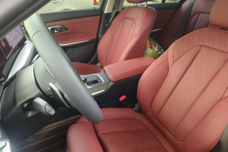 Used BMW 3 Series 2025 325i M Sport Package Left Front Seat