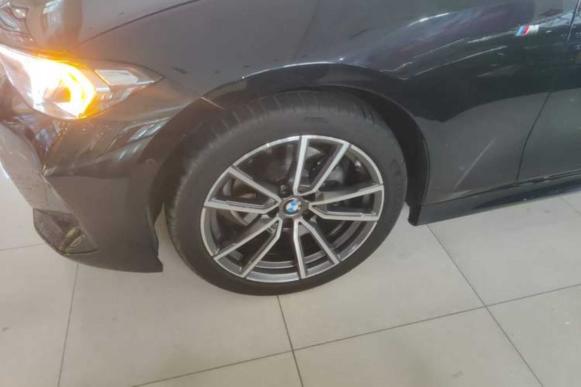 Used BMW 3 Series 2025 325Li M Sport Package Left Front Wheel Hub