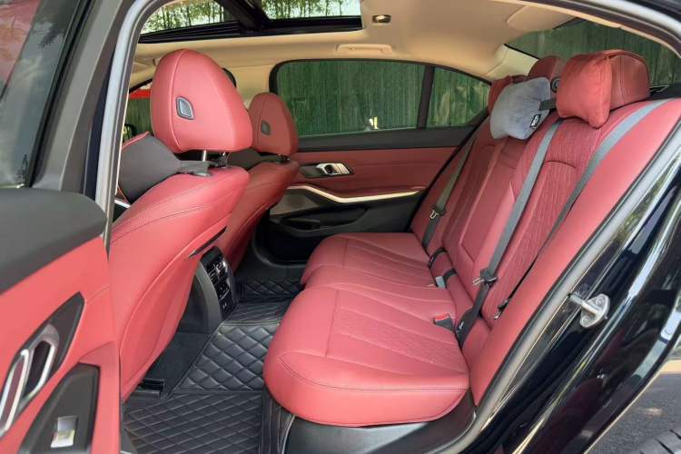 Used BMW 3 Series 2025 325Li M Sport Package Left Rear Seat