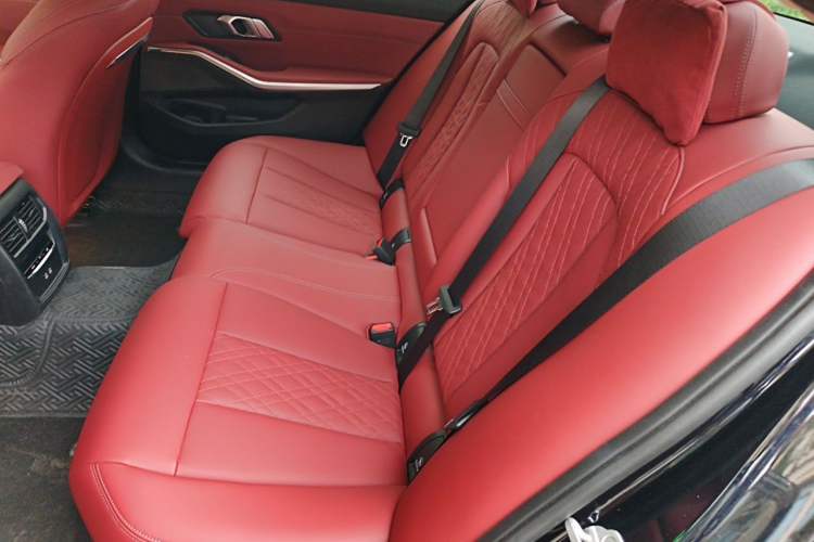Used BMW 3 Series 2025 325Li M Sport Package Left Rear Seat