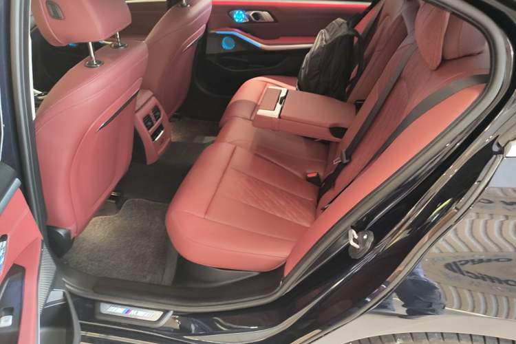Used BMW 3 Series 2025 325Li M Sport Package Left Rear Seat
