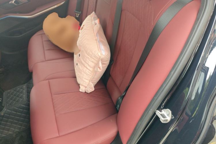 Used BMW 3 Series 2025 325Li M Sport Package Left Rear Seat