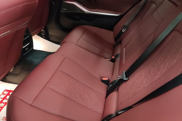 Used BMW 3 Series 2025 330Li M Sport Shadowline Package Left Rear Seat