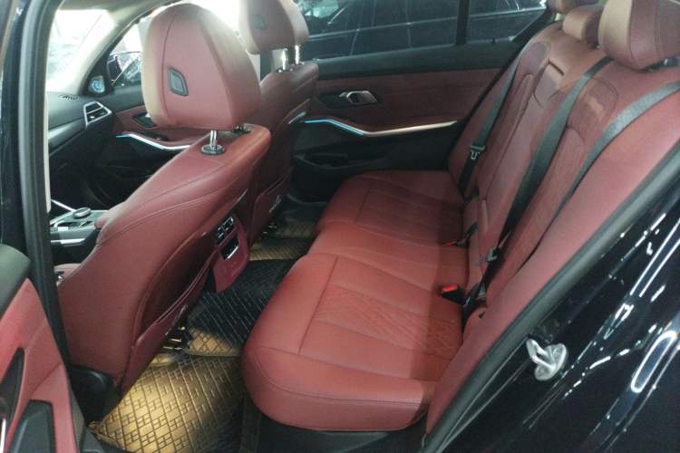 Used BMW 3 Series 2025 325Li M Sport Package Left Rear Seat
