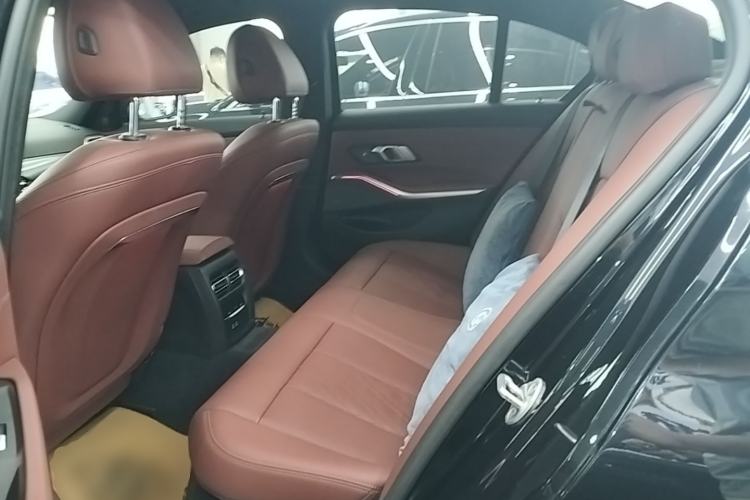 Used BMW 3 Series 2025 330i M Sport Night Edition Package Left Rear Seat