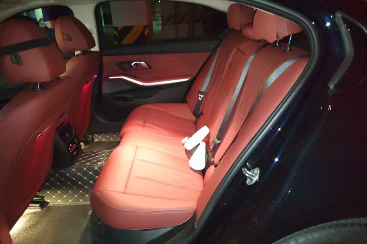 Used BMW 3 Series 2025 325Li M Sport Package Left Rear Seat