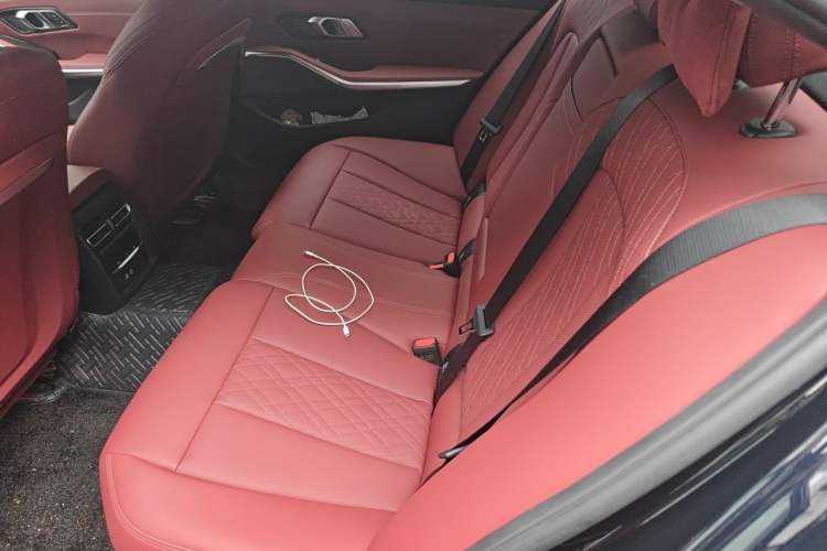 Used BMW 3 Series 2025 325Li M Sport Package Left Rear Seat