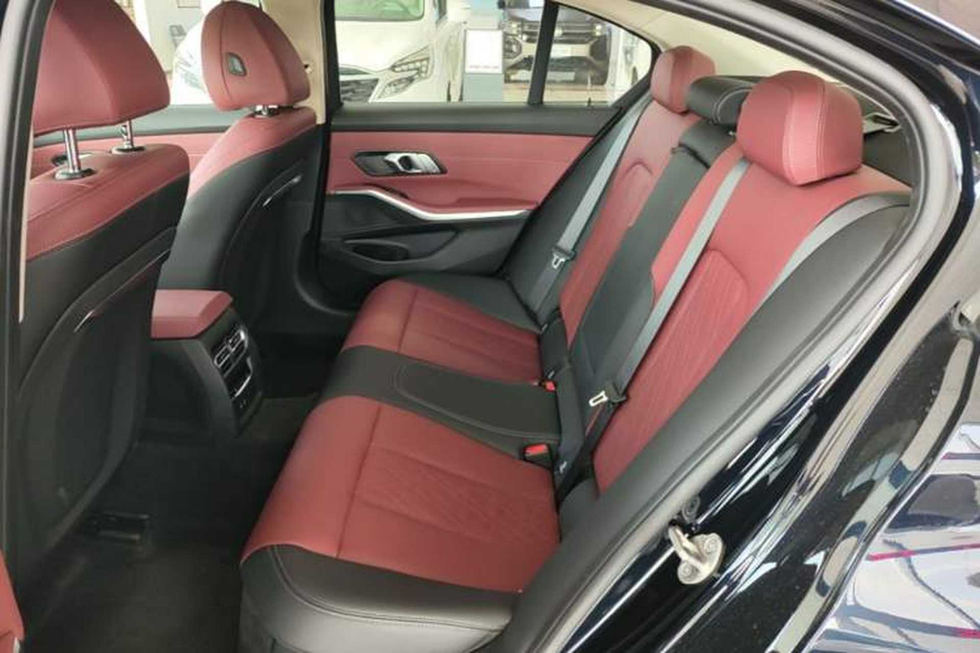 Used BMW 3 Series 2025 325i M Sport Package Left Rear Seat