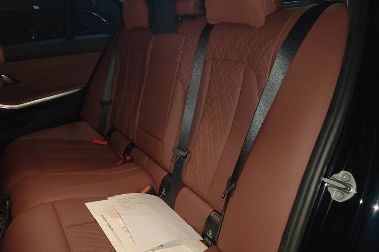 Used BMW 3 Series 2025 330Li M Sport Shadowline Package Left Rear Seat