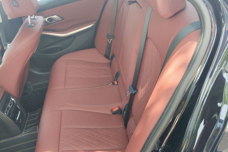 Used BMW 3 Series 2025 325i M Sport Package Left Rear Seat