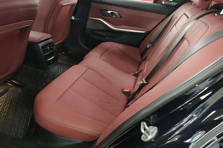 Used BMW 3 Series 2025 325Li M Sport Package Left Rear Seat