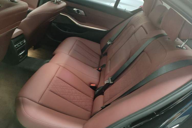 Used BMW 3 Series 2025 325Li M Sport Package Left Rear Seat