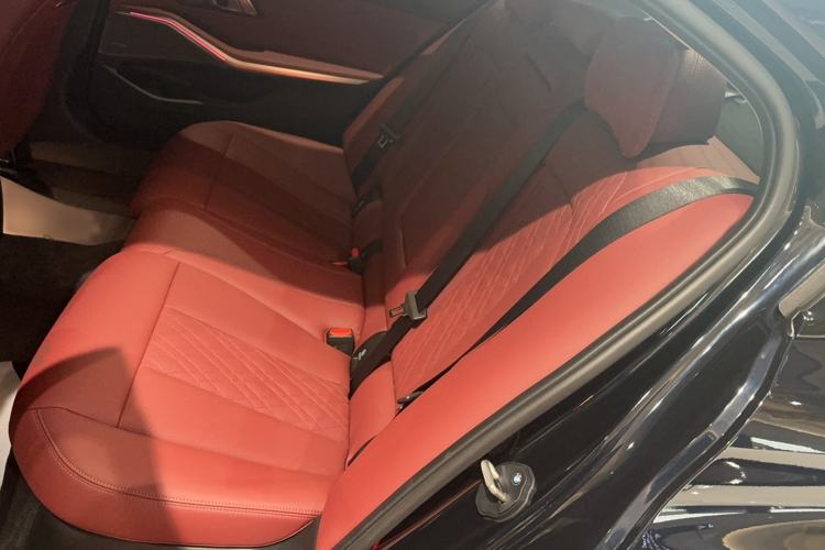 Used BMW 3 Series 2025 330Li M Sport Shadowline Package Left Rear Seat
