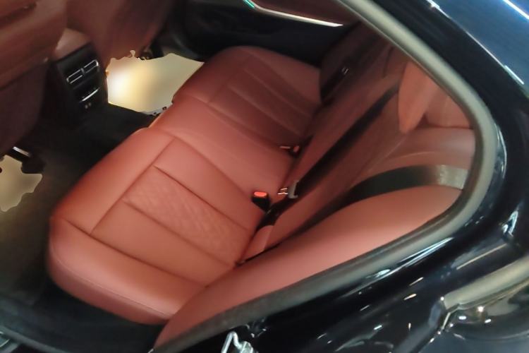 Used BMW 3 Series 2025 330Li M Sport Shadowline Package Left Rear Seat