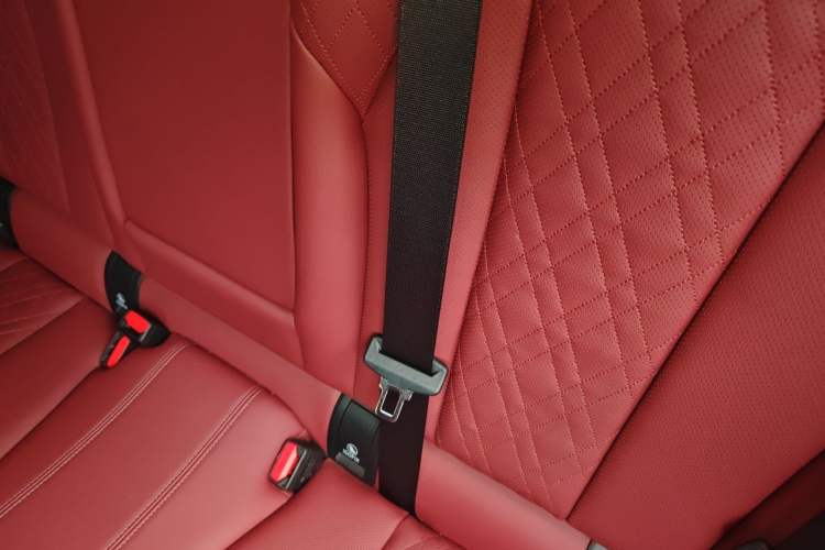 Used BMW 3 Series 2025 330Li Luxury Edition M Sport Night Edition Package Left Rear Seat