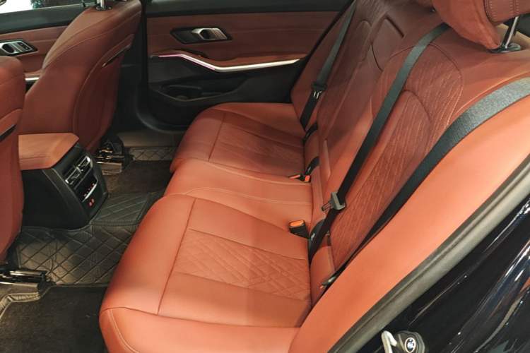 Used BMW 3 Series 2025 325Li M Sport Package Left Rear Seat