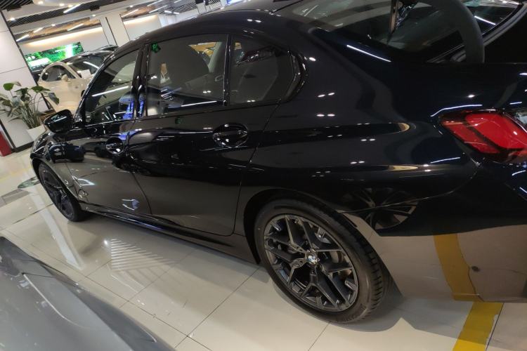 Used BMW 3 Series 2025 330Li M Sport Shadowline Package Left Side
