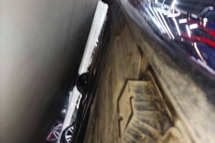 Used BMW 3 Series 2025 325Li M Sport Package Left Side Sill