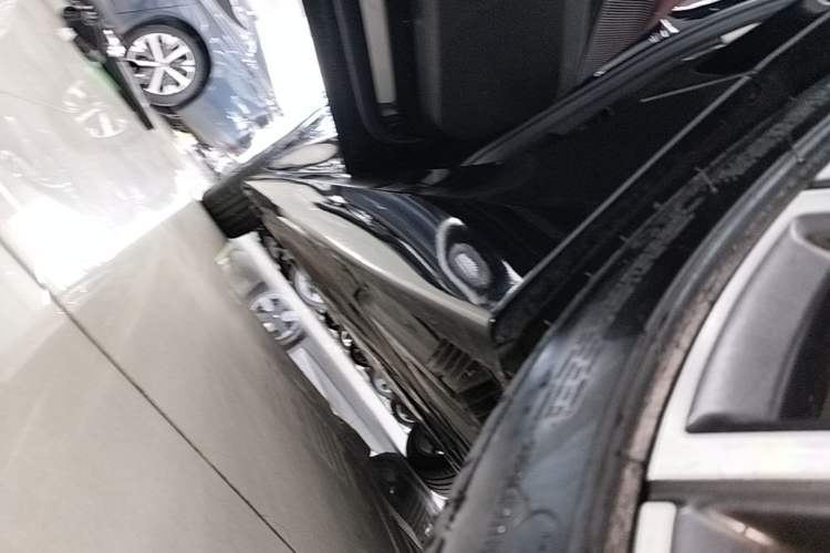 Used BMW 3 Series 2025 325Li M Sport Package Left Side Sill